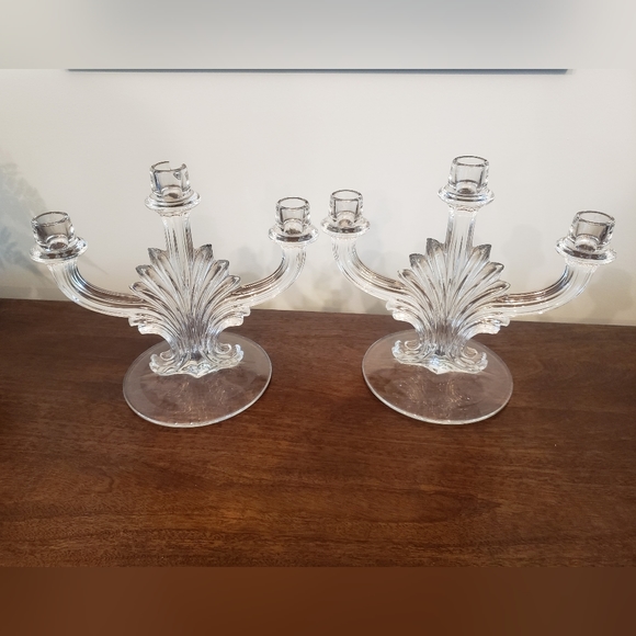 Set of 2 Fostoria Crystal Candleabras - Picture 3 of 14